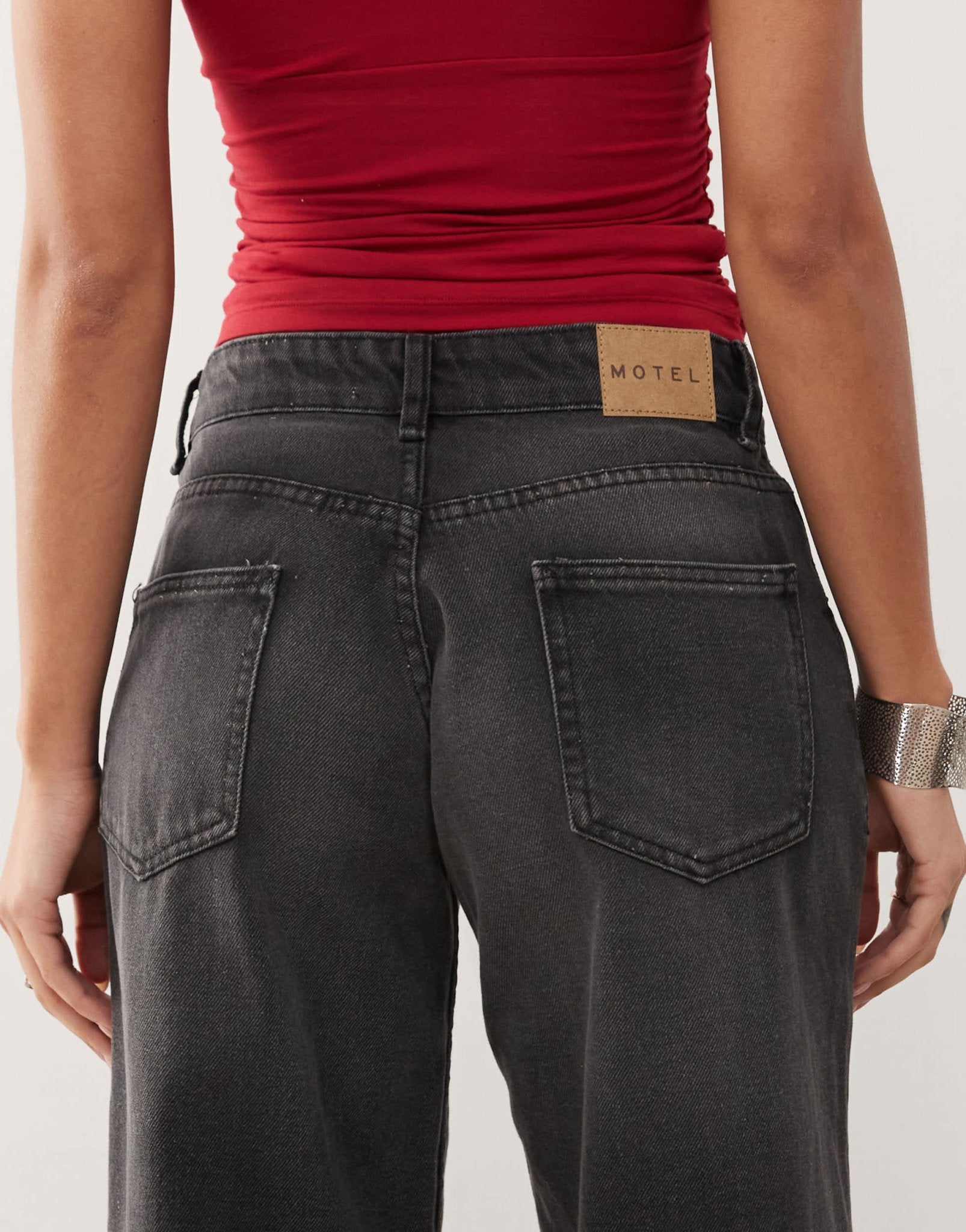 Motel roomy extra wide low rise jeans in washed black grey - ASOS Sample Sale EU Store