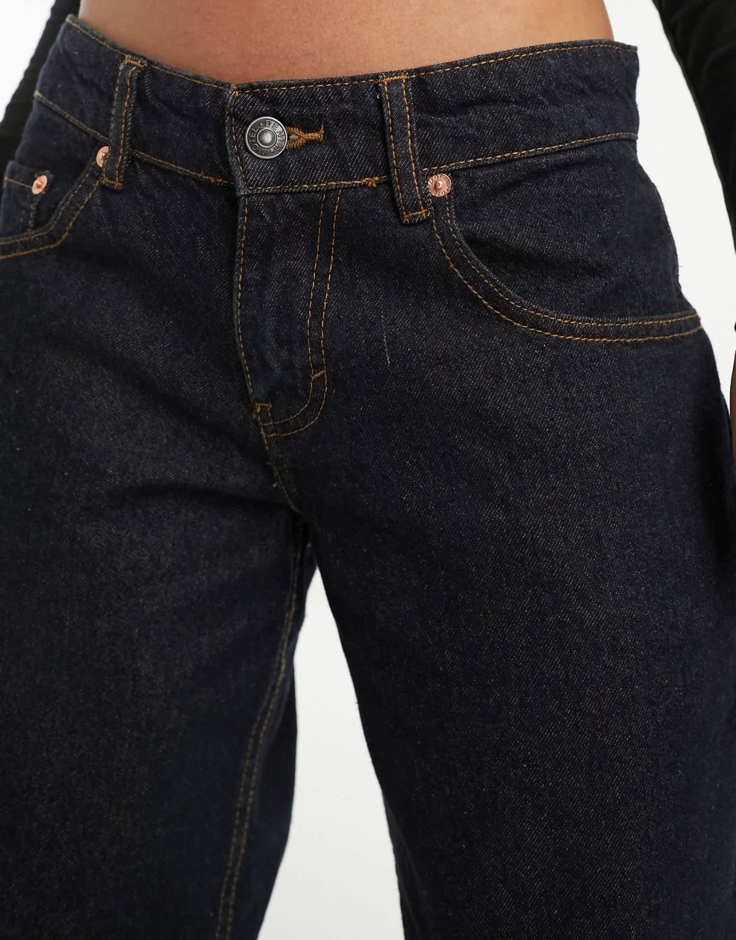 Motel roomy wide leg low rise jeans in indigo - ASOS Sample Sale EU Store