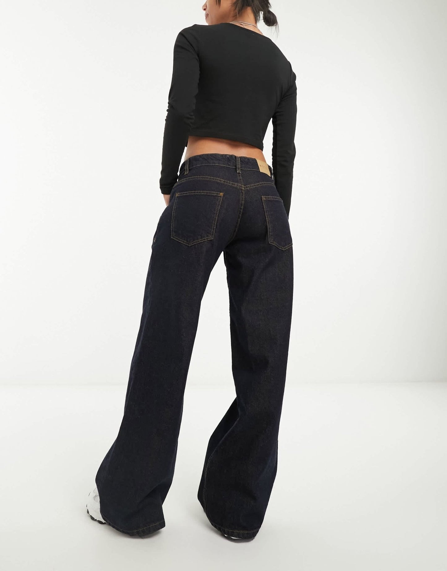 Motel roomy wide leg low rise jeans in indigo - ASOS Sample Sale EU Store