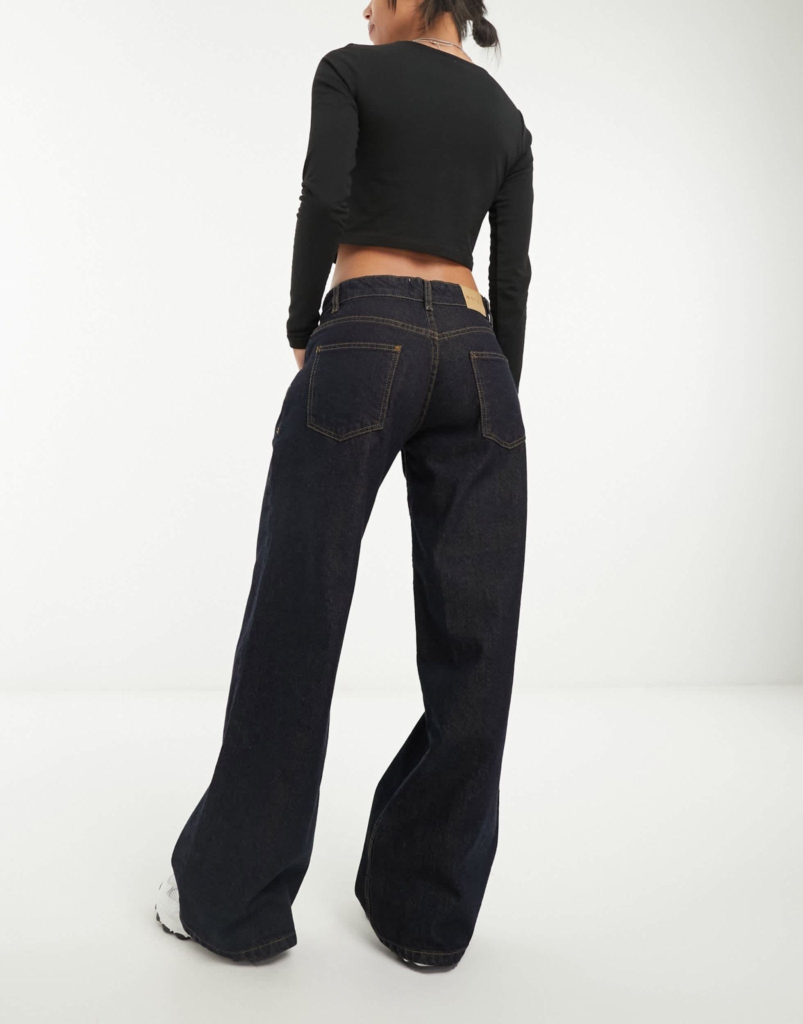 Motel roomy wide leg low rise jeans in indigo - ASOS Sample Sale EU Store