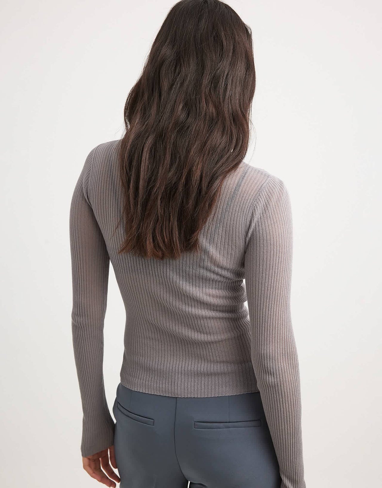 NA - KD high neck fine knit top in grey - ASOS Sample Sale EU Store