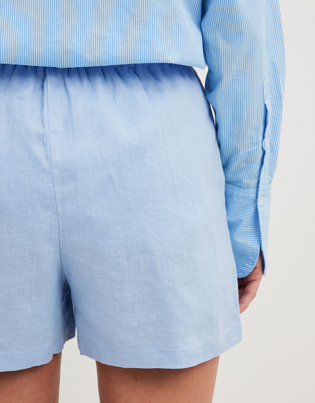 NA - KD linen shorts in blue - ASOS Sample Sale EU Store