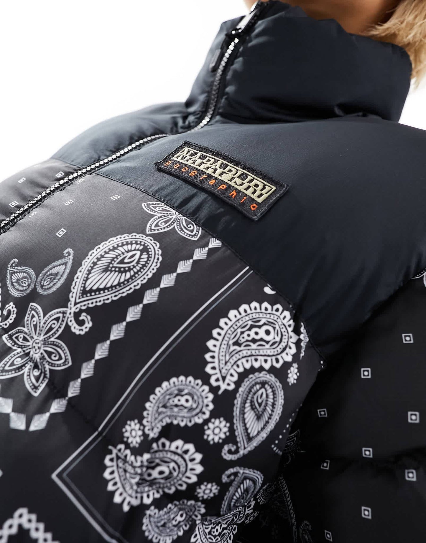 Napapijri puffer jacket in black paisley bandana print - ASOS Sample Sale EU Store
