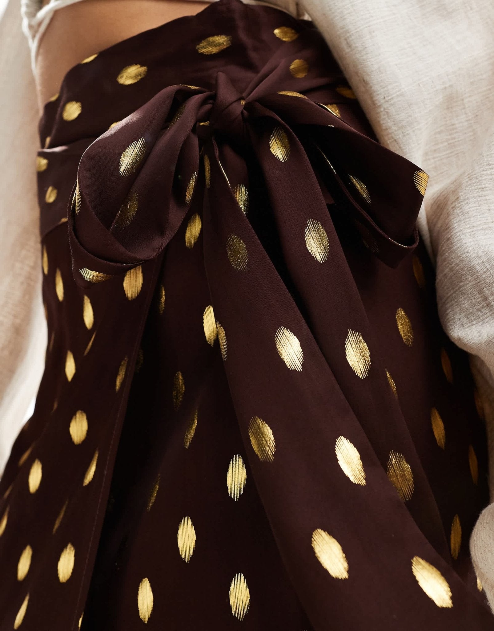 Never Fully Dressed Jaspre gold fleck midi skirt in chocolate - ASOS Sample Sale EU Store