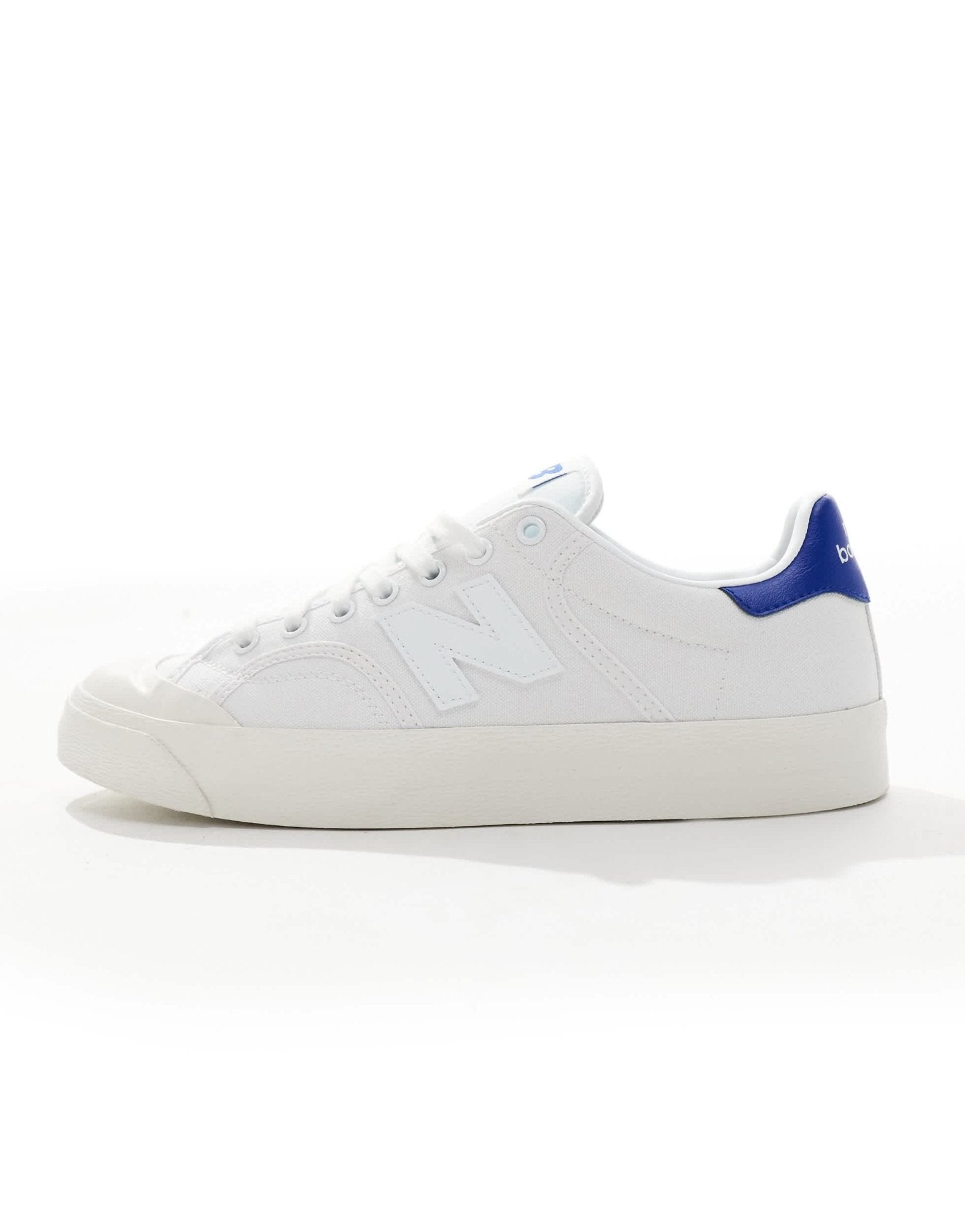 New Balance 100 trainers in white and blue - ASOS Sample Sale EU Store
