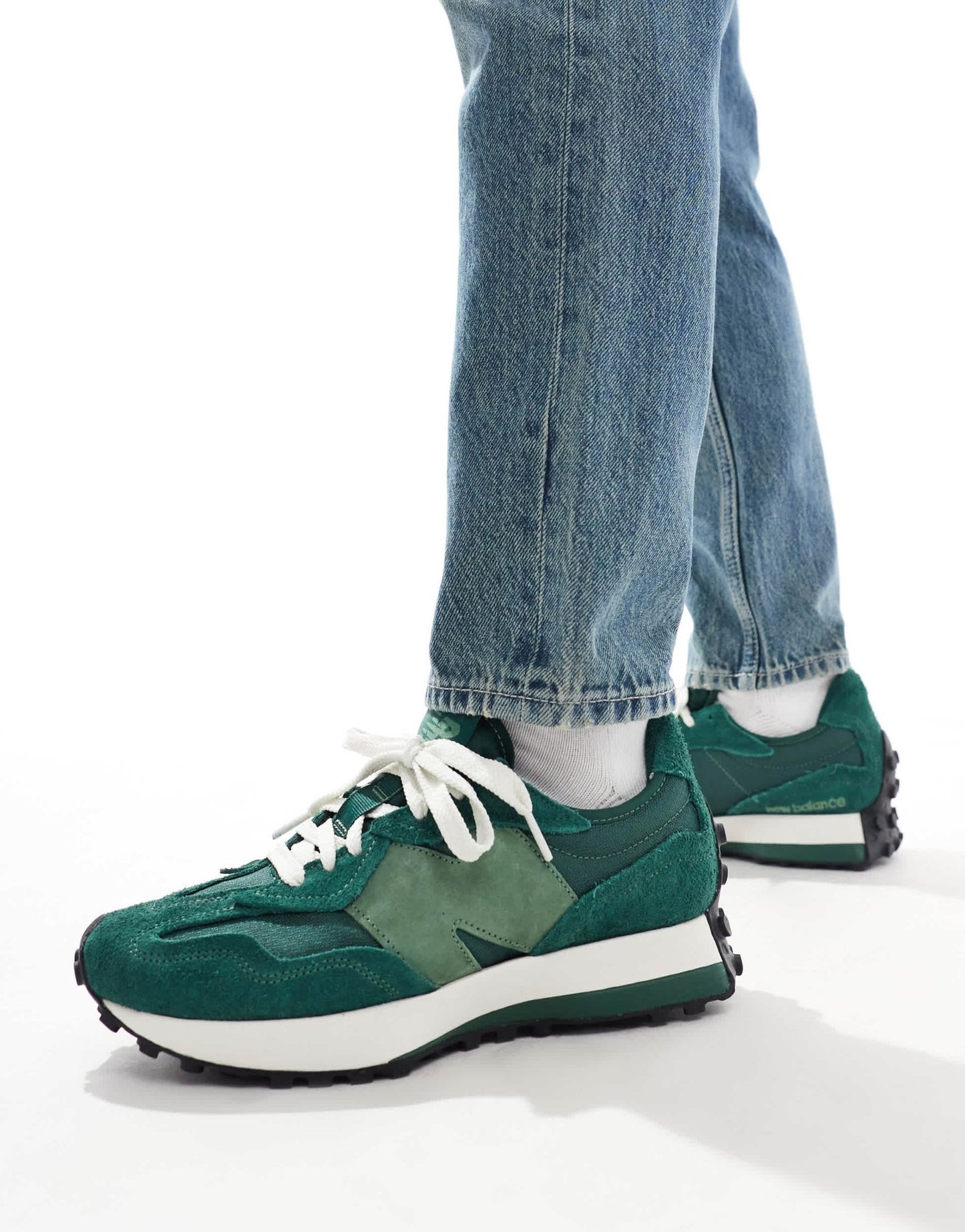 New Balance 327 trainers in dark green - ASOS Sample Sale EU Store