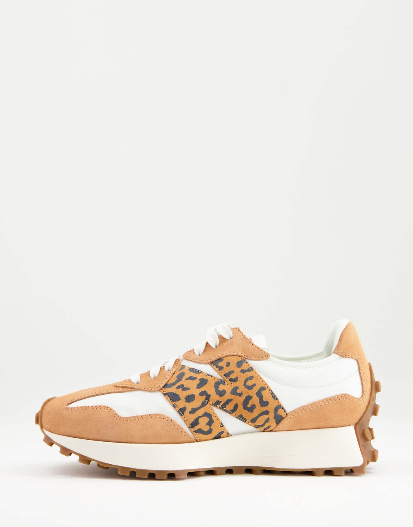 New Balance 327 trainers in tan and leopard - ASOS Sample Sale EU Store