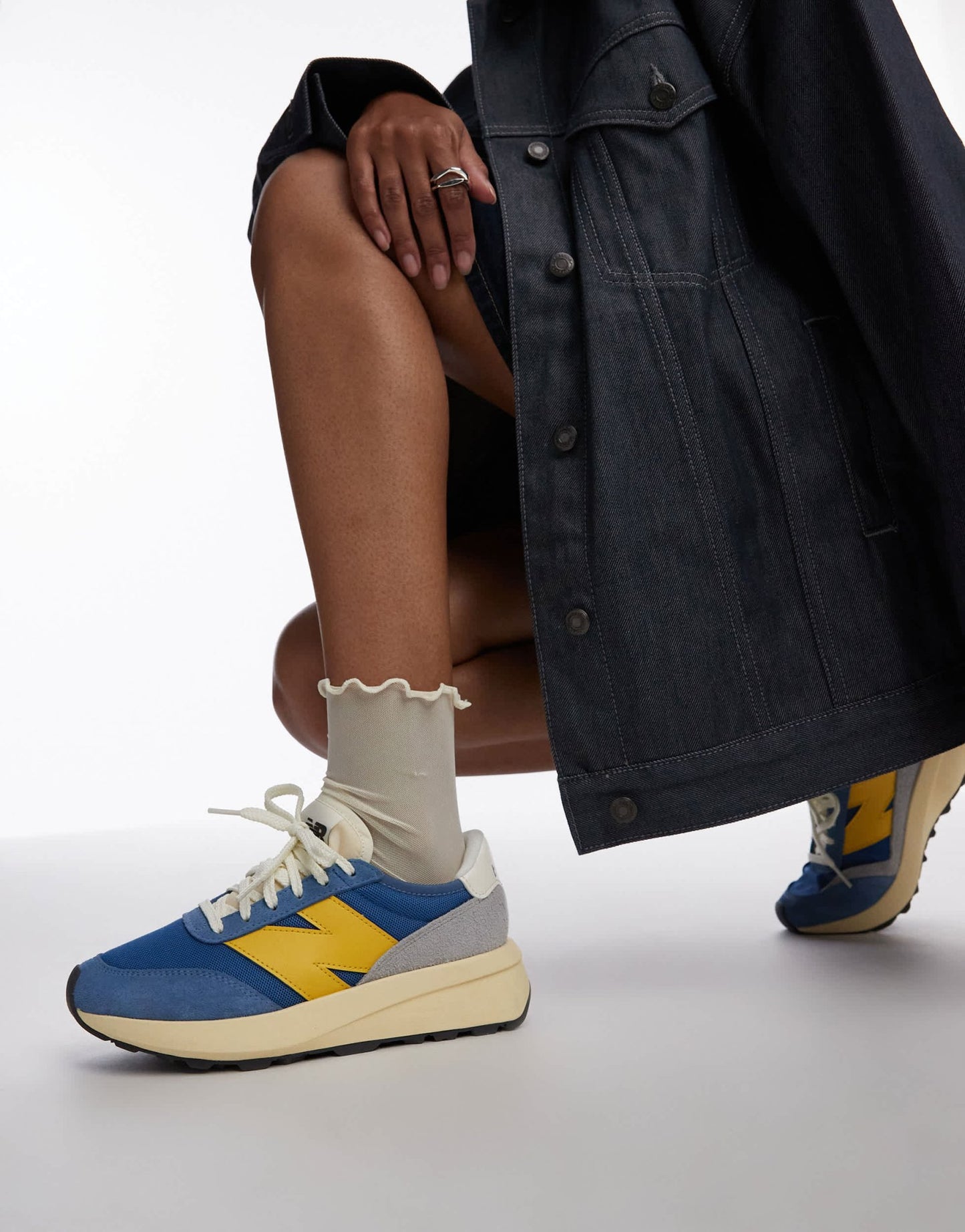 New Balance 370 trainers in blue and yellow - ASOS Sample Sale EU Store