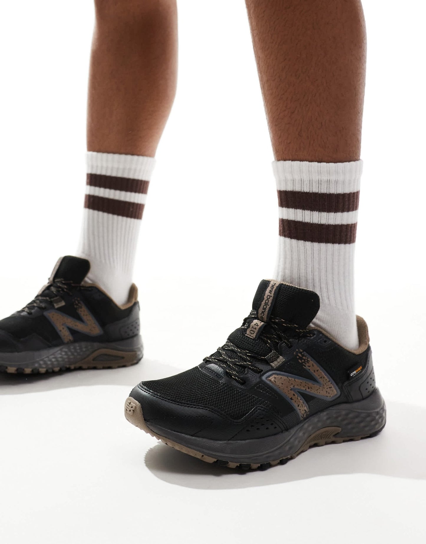 New Balance 410 running trainers in black - ASOS Sample Sale EU Store