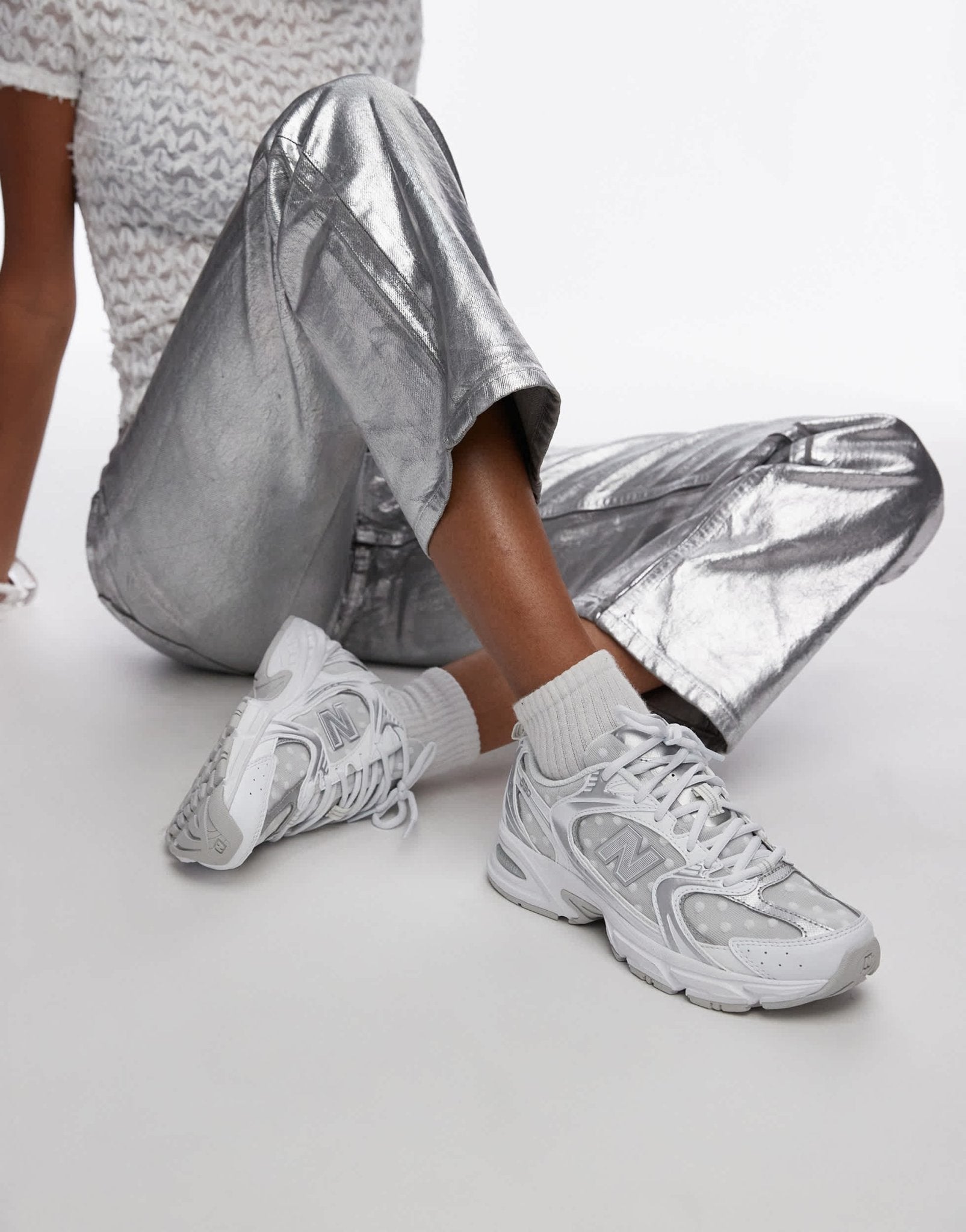 New Balance 530 trainers in white and silver polka dot - ASOS Sample Sale EU Store