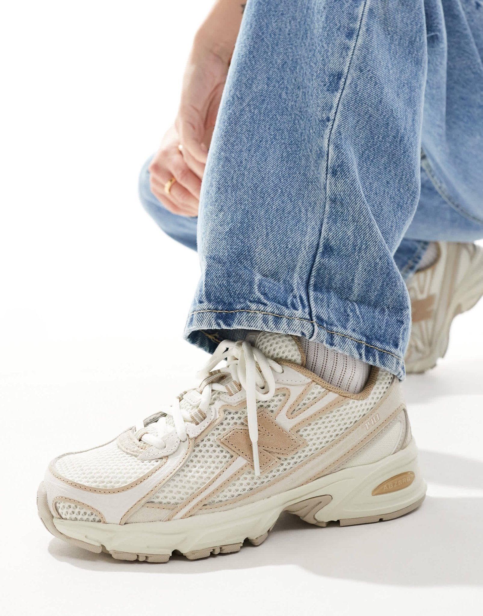 New Balance 740 trainers in beige and tan - ASOS Sample Sale EU Store