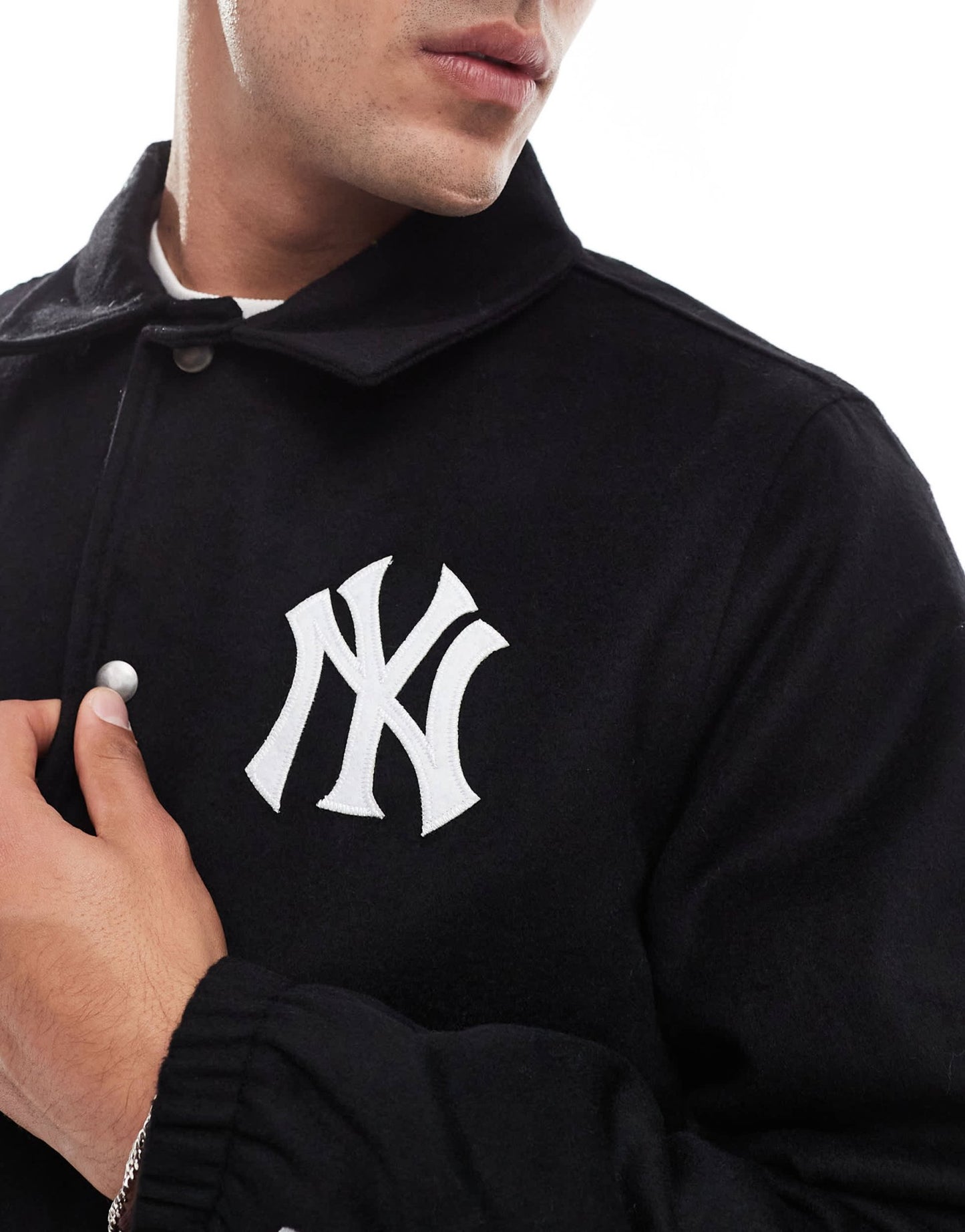 New Era New York Yankees coach jacket in black - ASOS Sample Sale EU Store