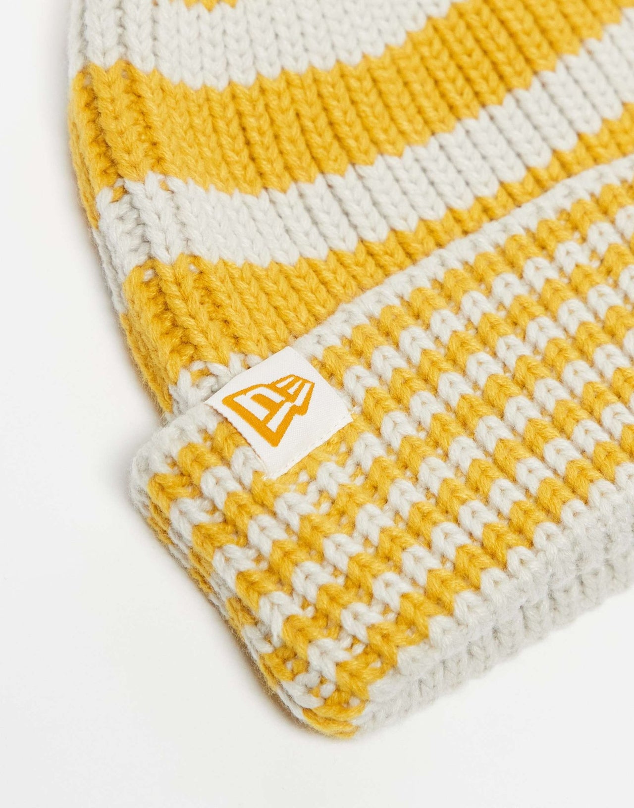 New Era stripe knit beanie in yellow - ASOS Sample Sale EU Store