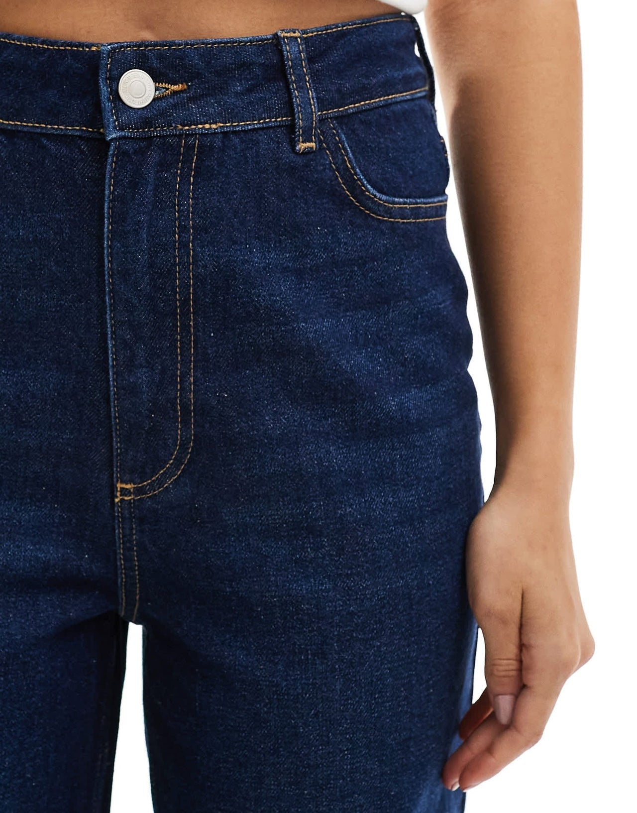 New Look Adalae high waisted wide leg jeans in dark blue - ASOS Sample Sale EU Store