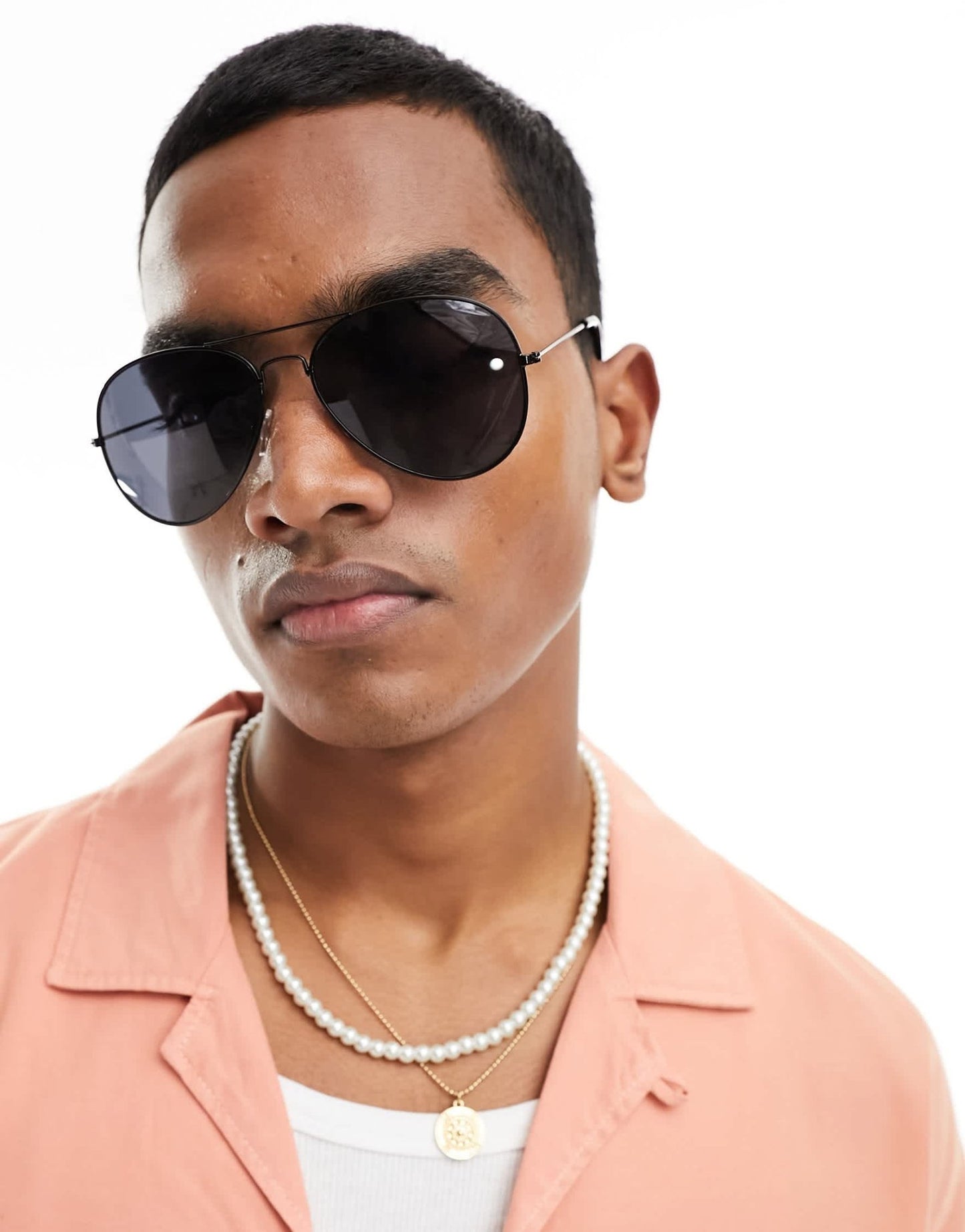 New Look aviator sunglasses in black - ASOS Sample Sale EU Store