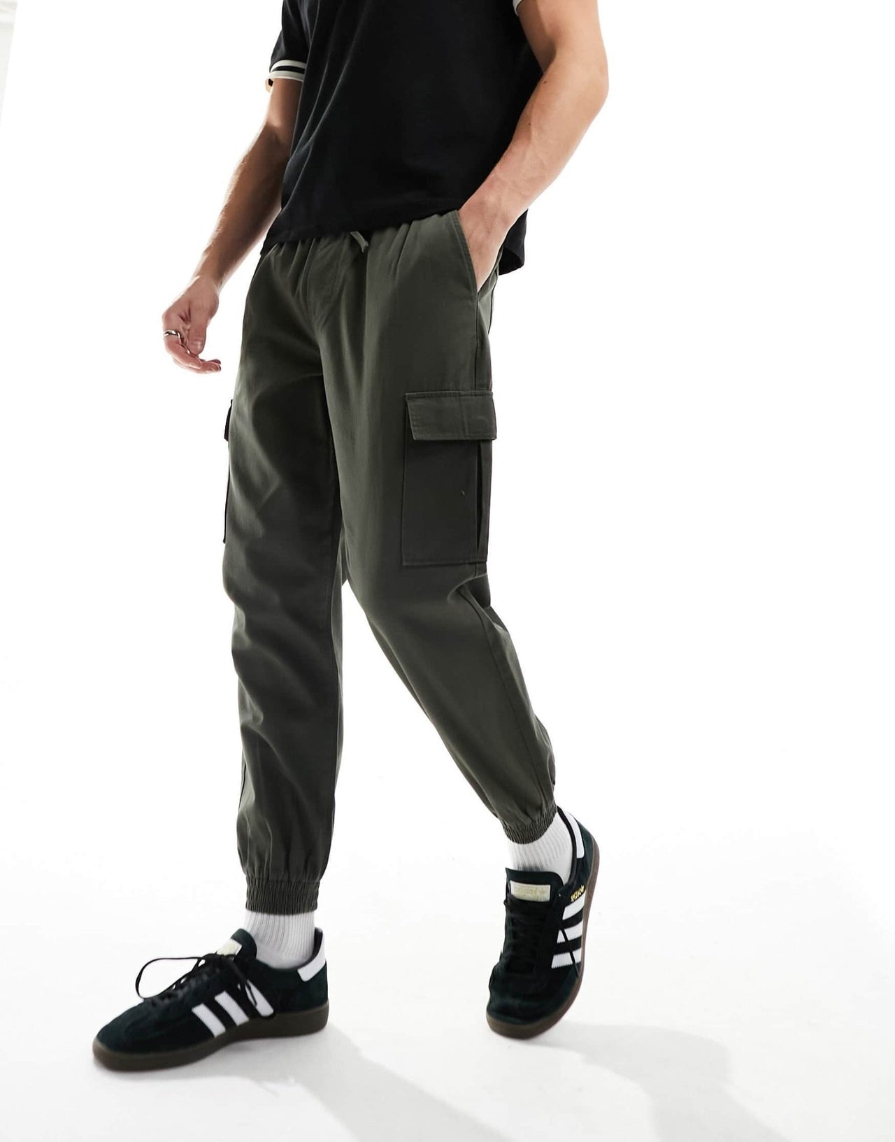 New Look cuffed cargo trouser in khaki - ASOS Sample Sale EU Store