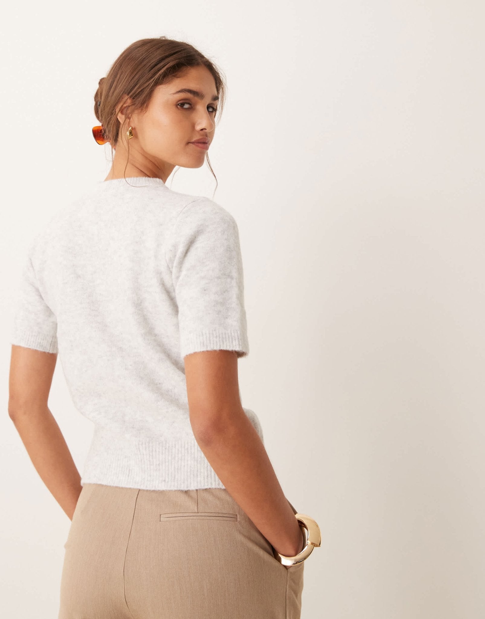 New Look knitted t-shirt in grey - ASOS Sample Sale EU Store