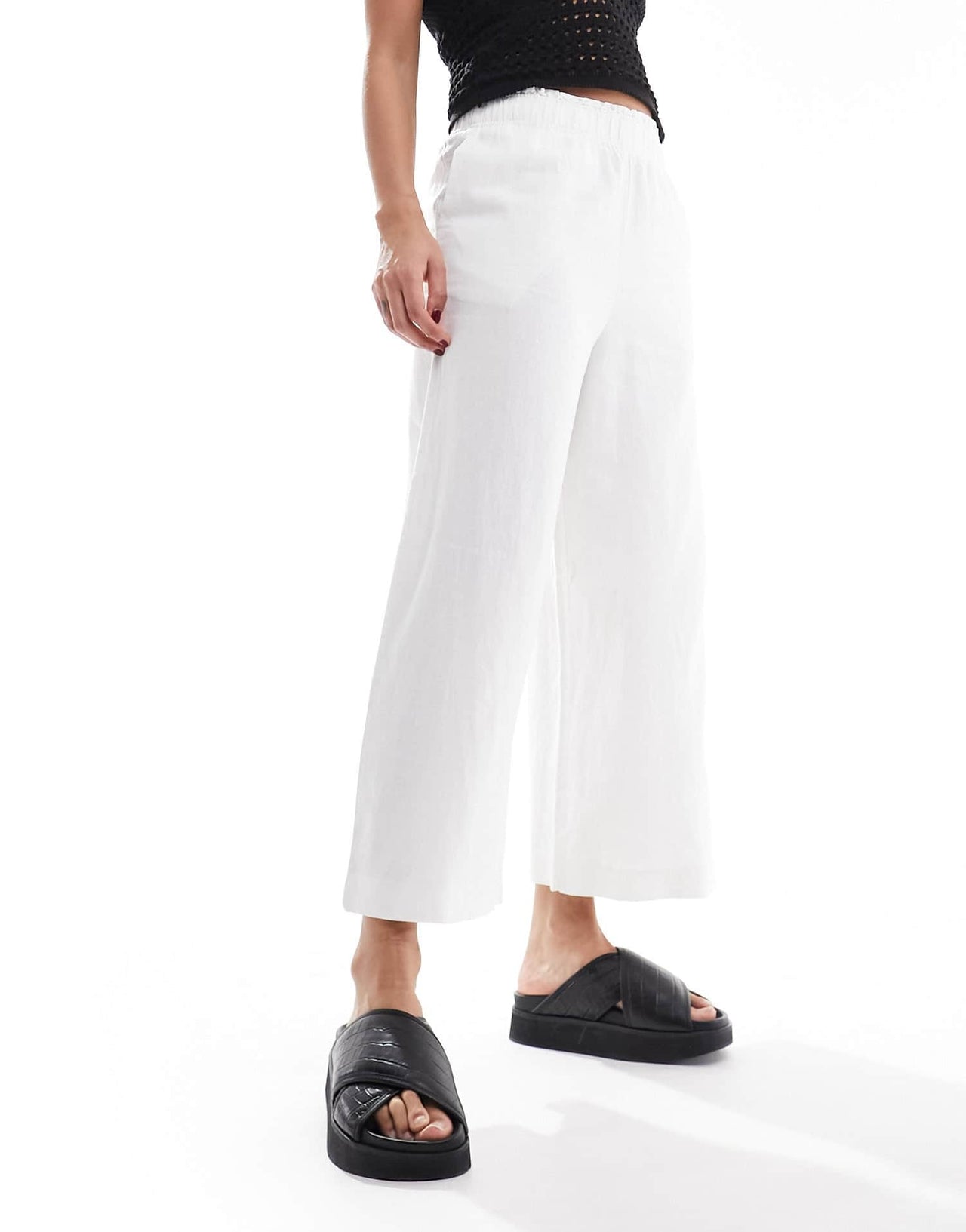 New Look linen cropped trousers in white - ASOS Sample Sale EU Store