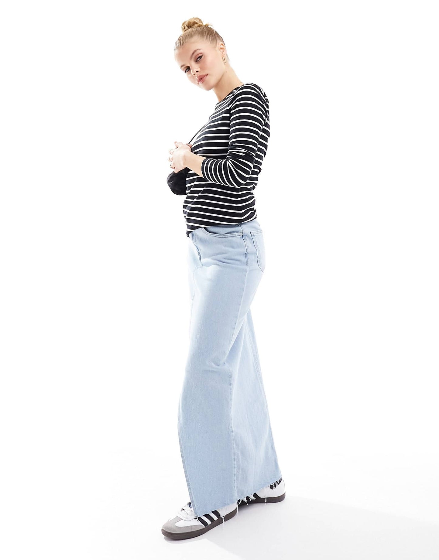 New Look long sleeve crew neck top in white stripe - ASOS Sample Sale EU Store
