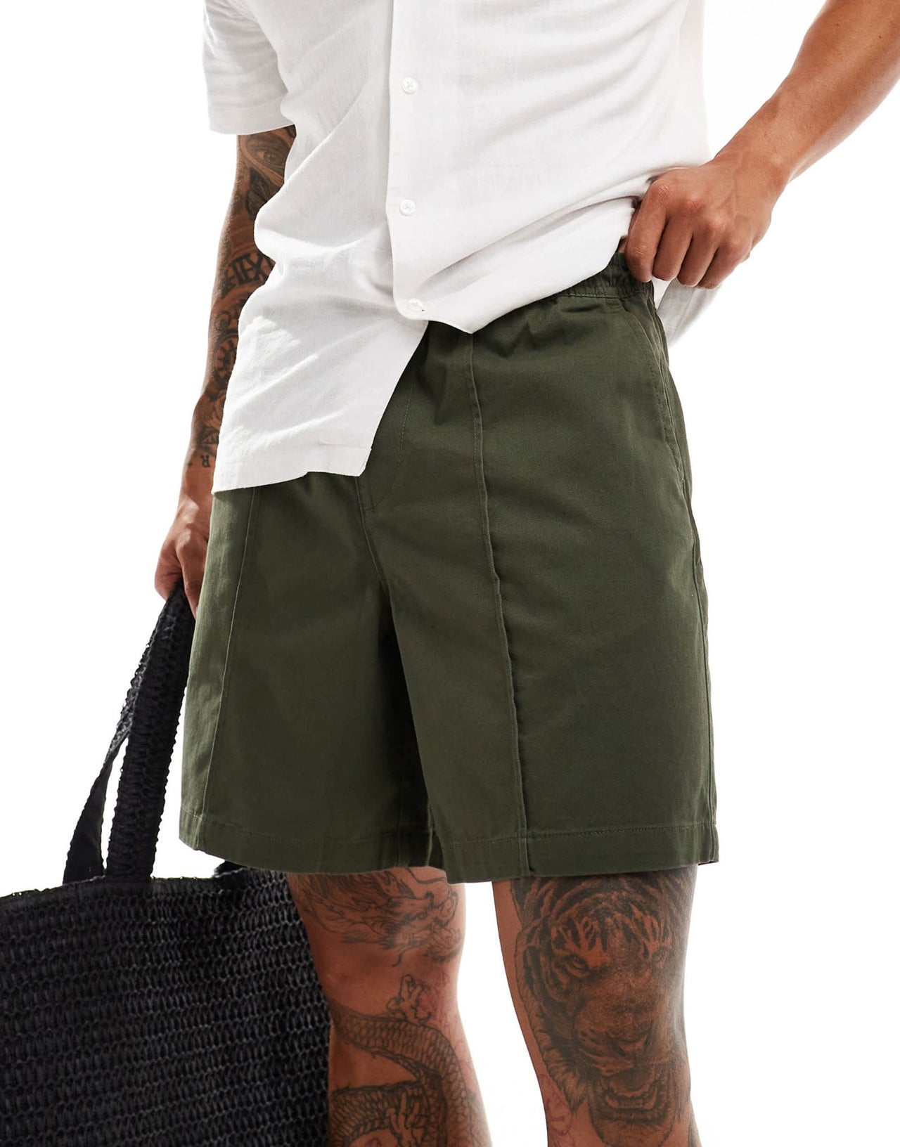 New Look pintuck shorts in khaki - ASOS Sample Sale EU Store