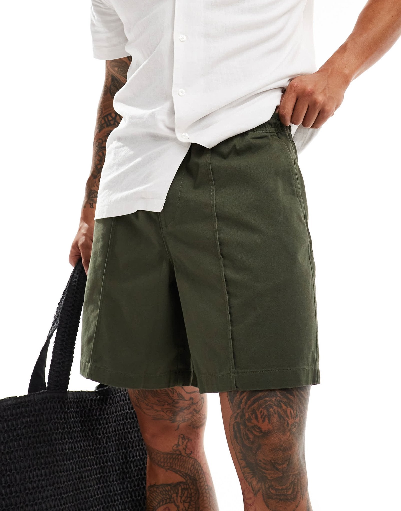 New Look pintuck shorts in khaki - ASOS Sample Sale EU Store
