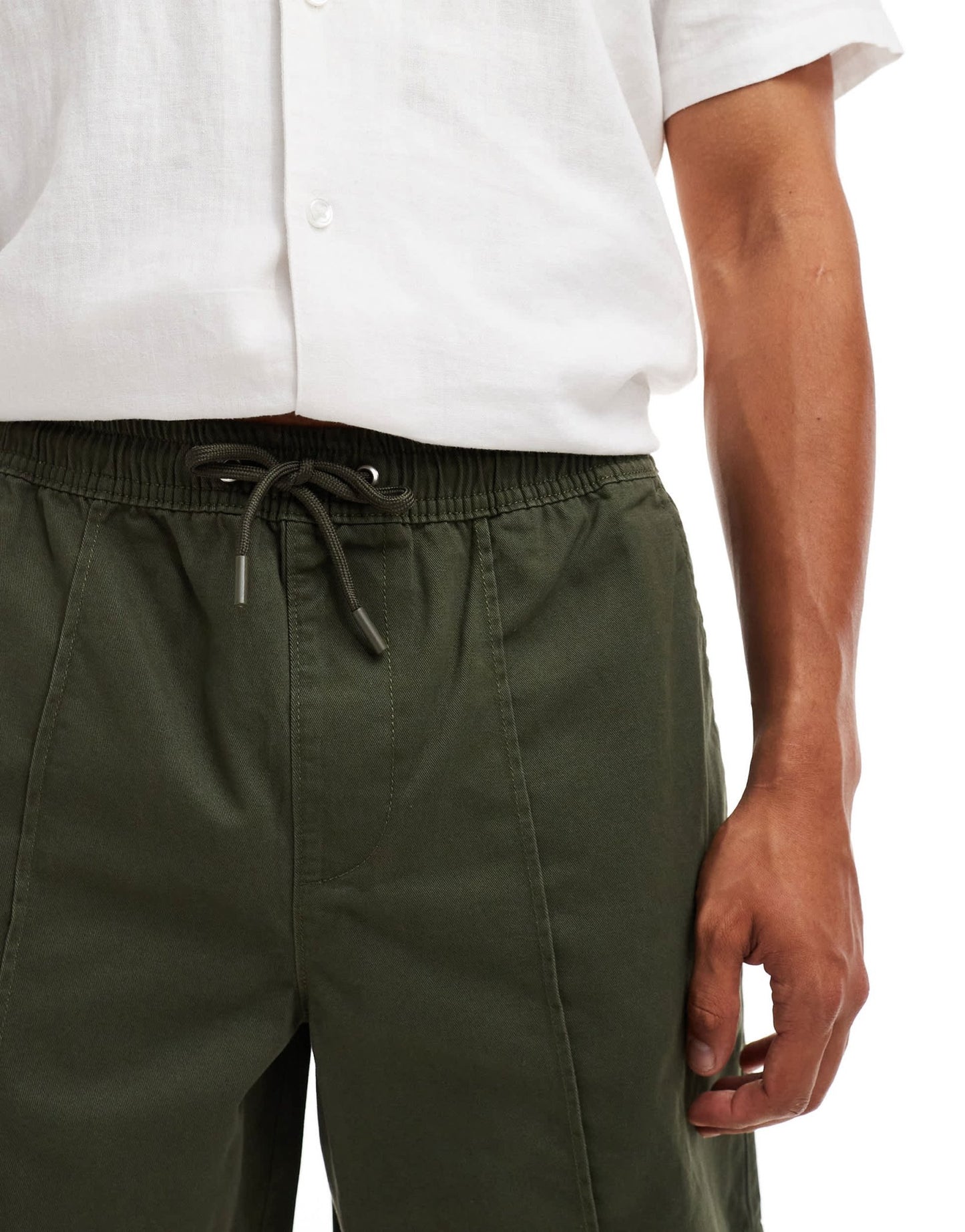 New Look pintuck shorts in khaki - ASOS Sample Sale EU Store