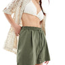 New Look pull on shorts in khaki
