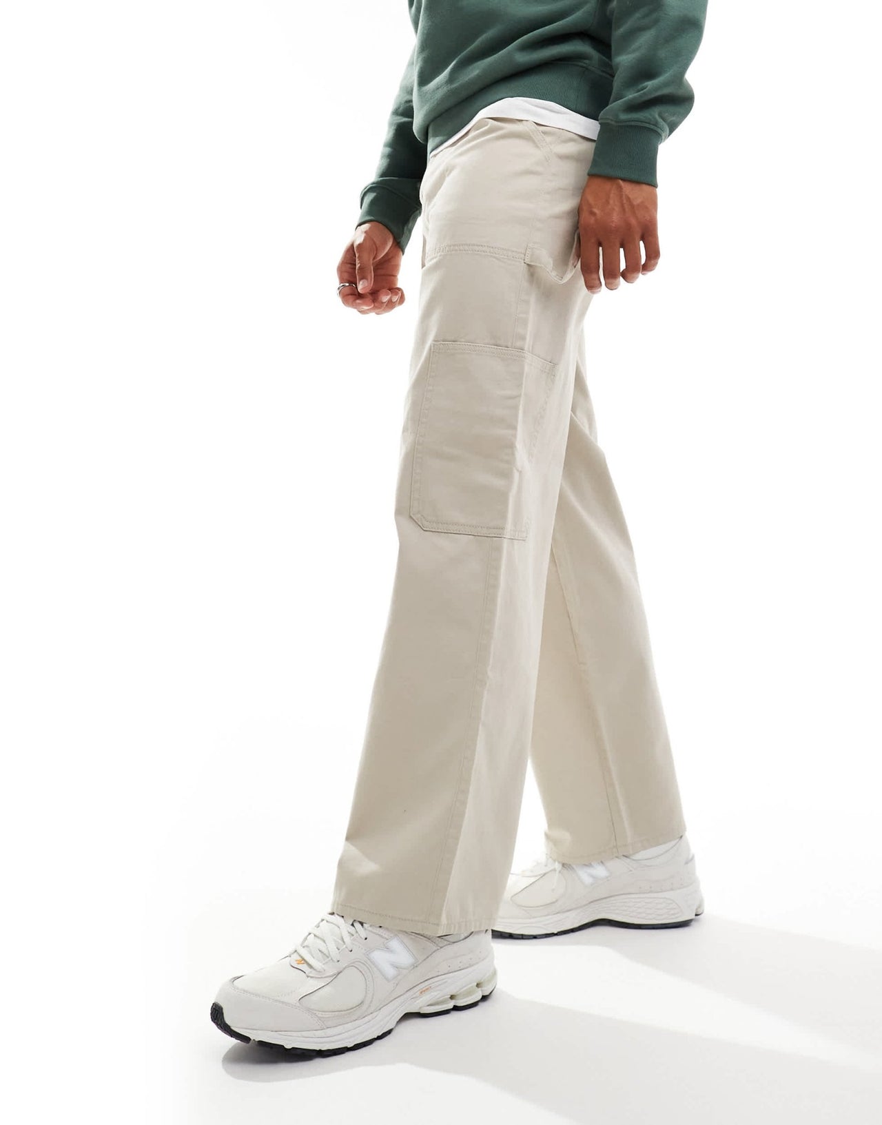 New Look relaxed carpenter trousers in stone - ASOS Sample Sale EU Store