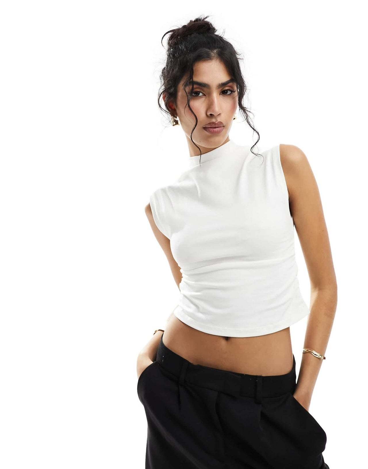 New Look ruched side tank top in off white - ASOS Sample Sale EU Store