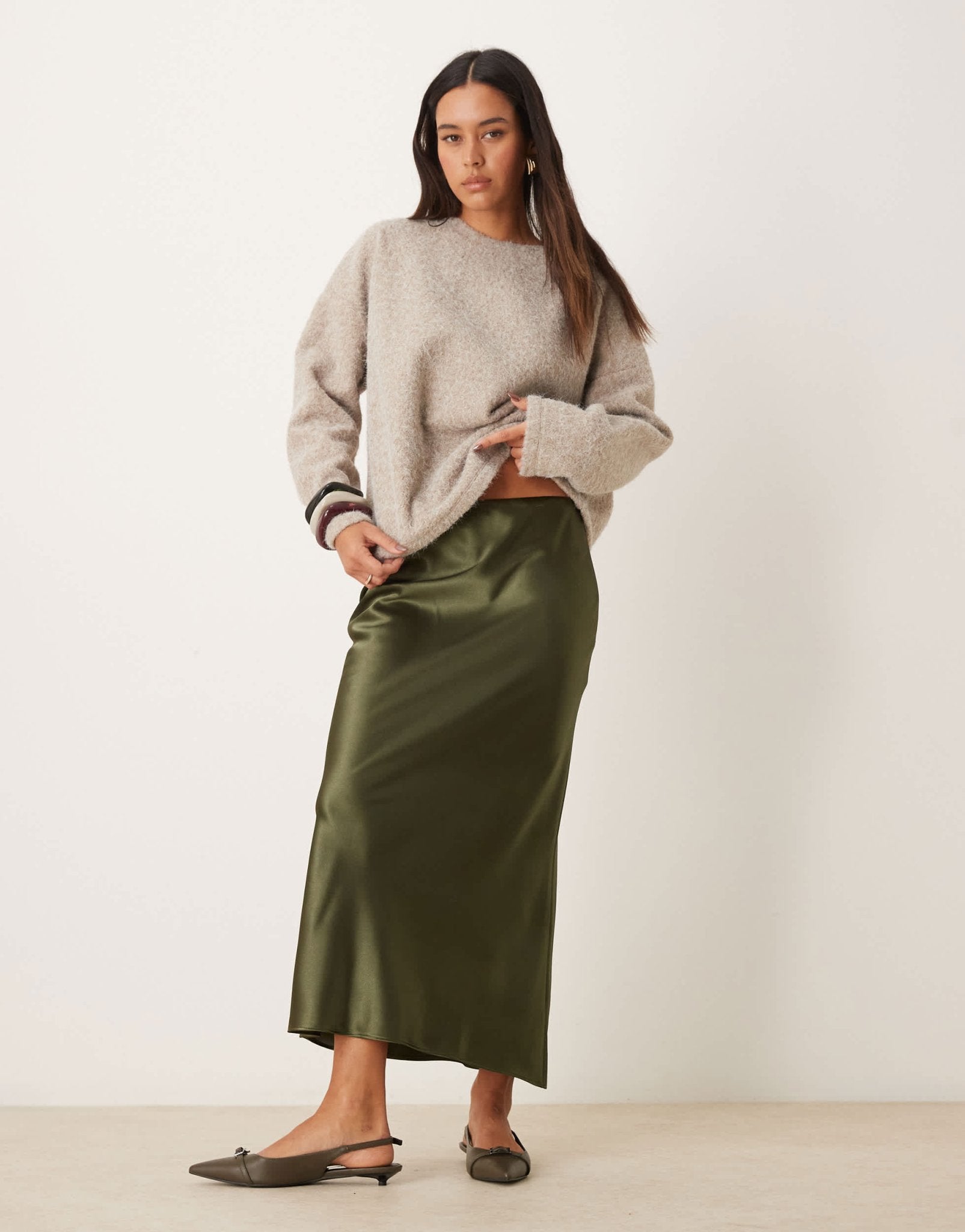 New Look satin midi bias skirt in khaki - ASOS Sample Sale EU Store