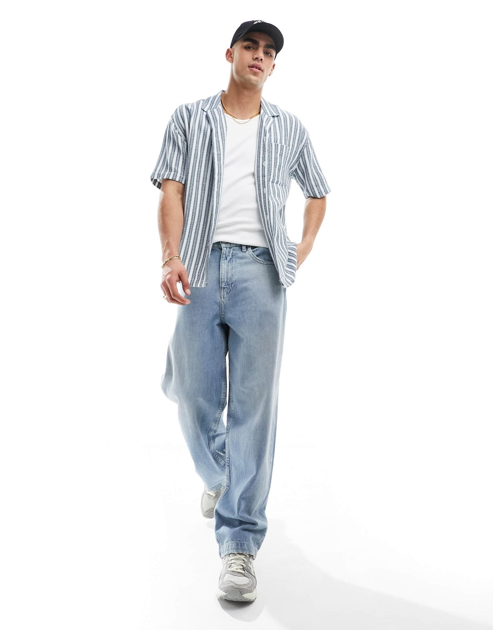 New Look short sleeved textured stripe patterned shirt in navy - ASOS Sample Sale EU Store