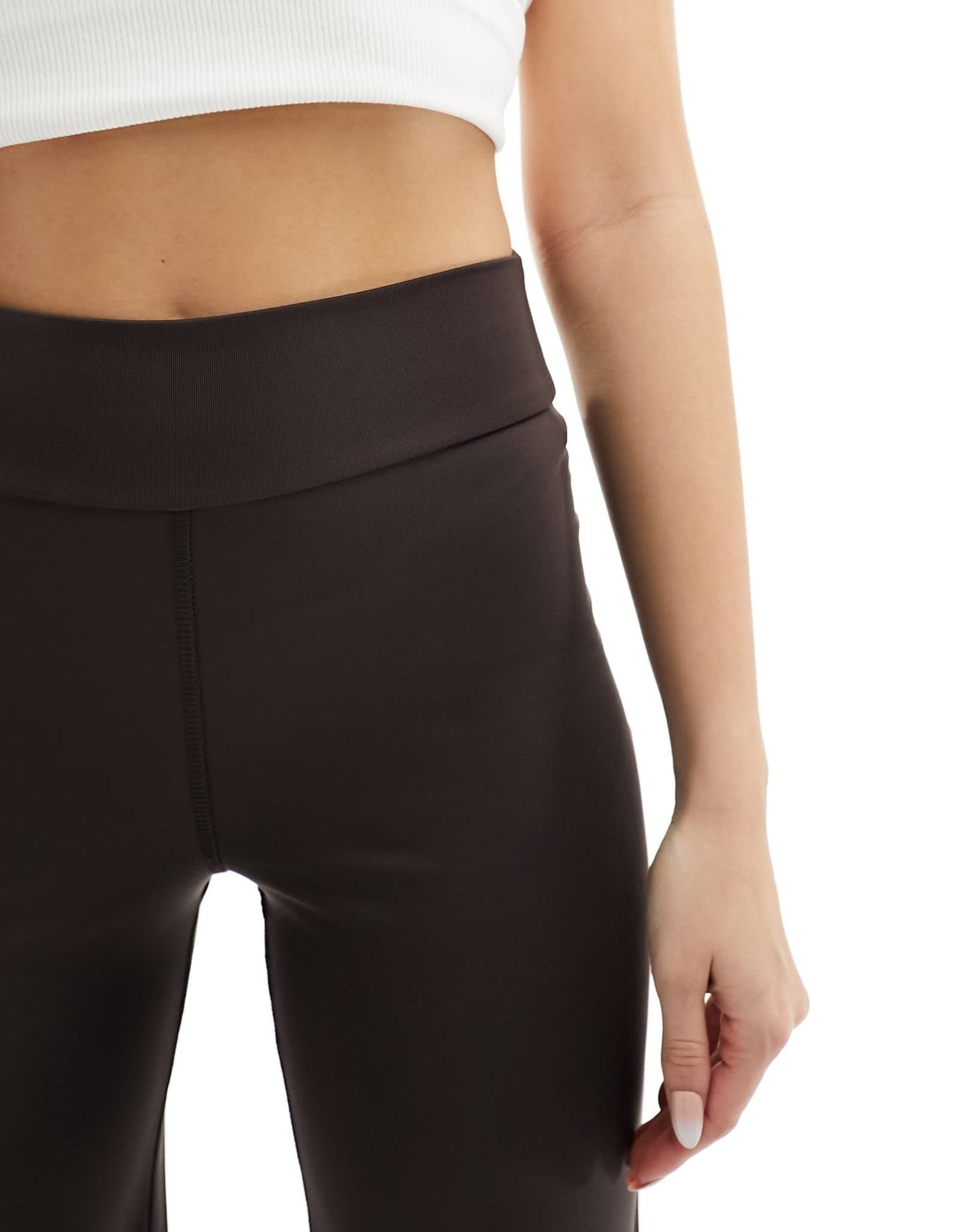 New Look Wide leg leggings in brown - ASOS Sample Sale EU Store