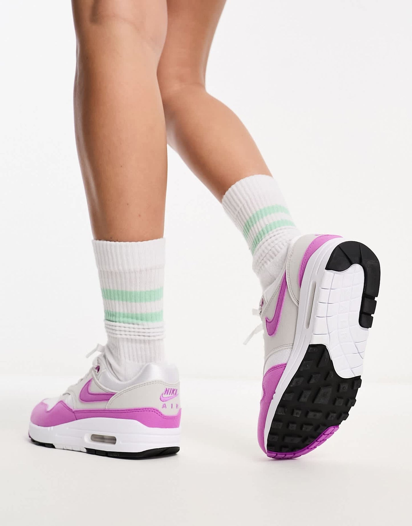 Nike Air Max 1 trainers in fuchsia - ASOS Sample Sale EU Store