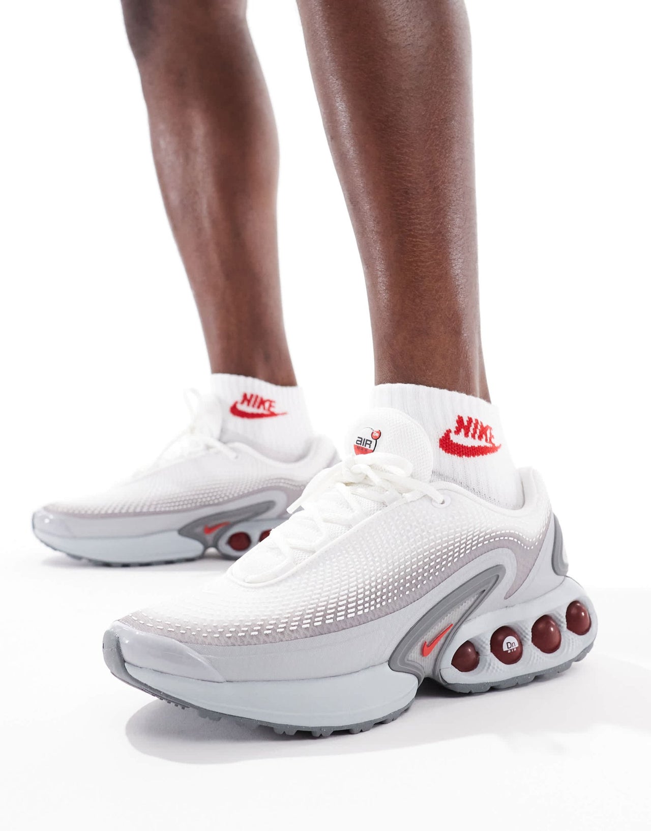 Nike Air Max DN trainers in grey and red - ASOS Sample Sale EU Store
