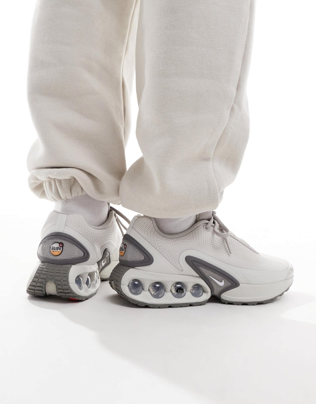 Nike Air Max DN trainers in light grey - ASOS Sample Sale EU Store