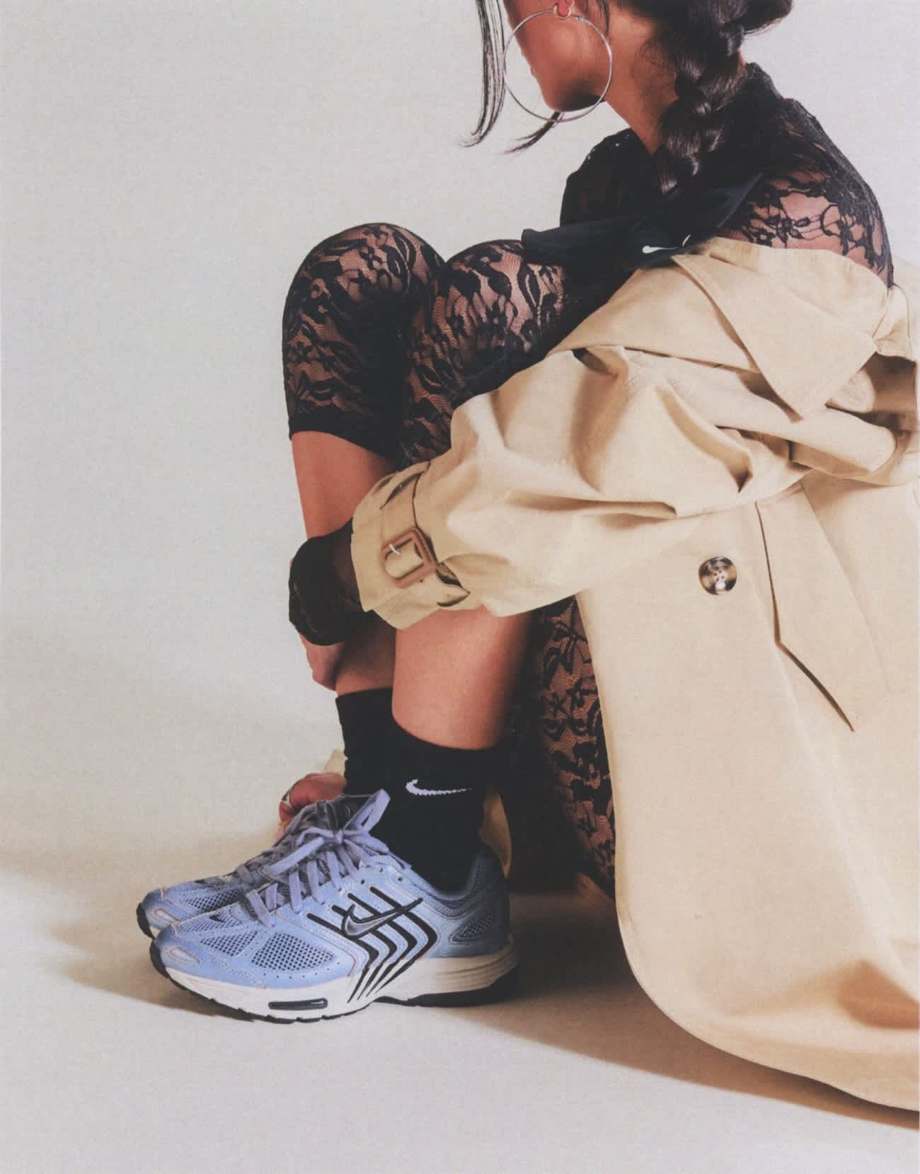 Nike Air Pegasus 2005 trainers in blue and off white - ASOS Sample Sale EU Store