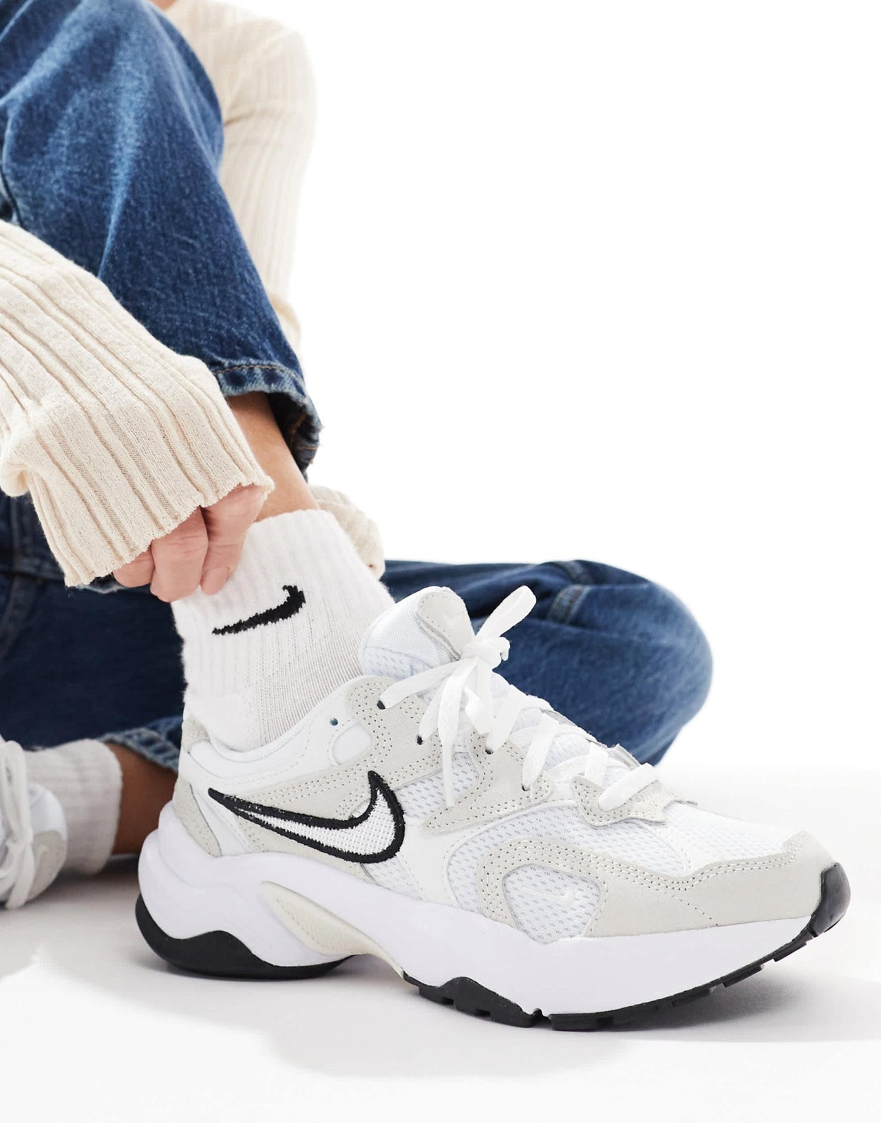 Nike AL8 Run Inspo trainers in white - WHITE - ASOS Sample Sale EU Store
