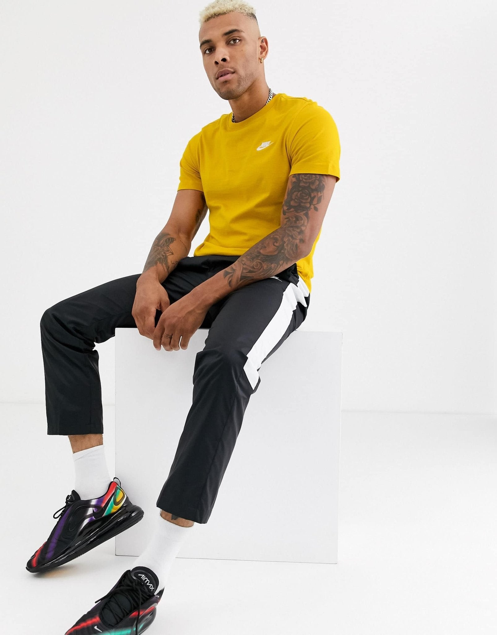 Nike Club t-shirt in yellow - ASOS Sample Sale EU Store