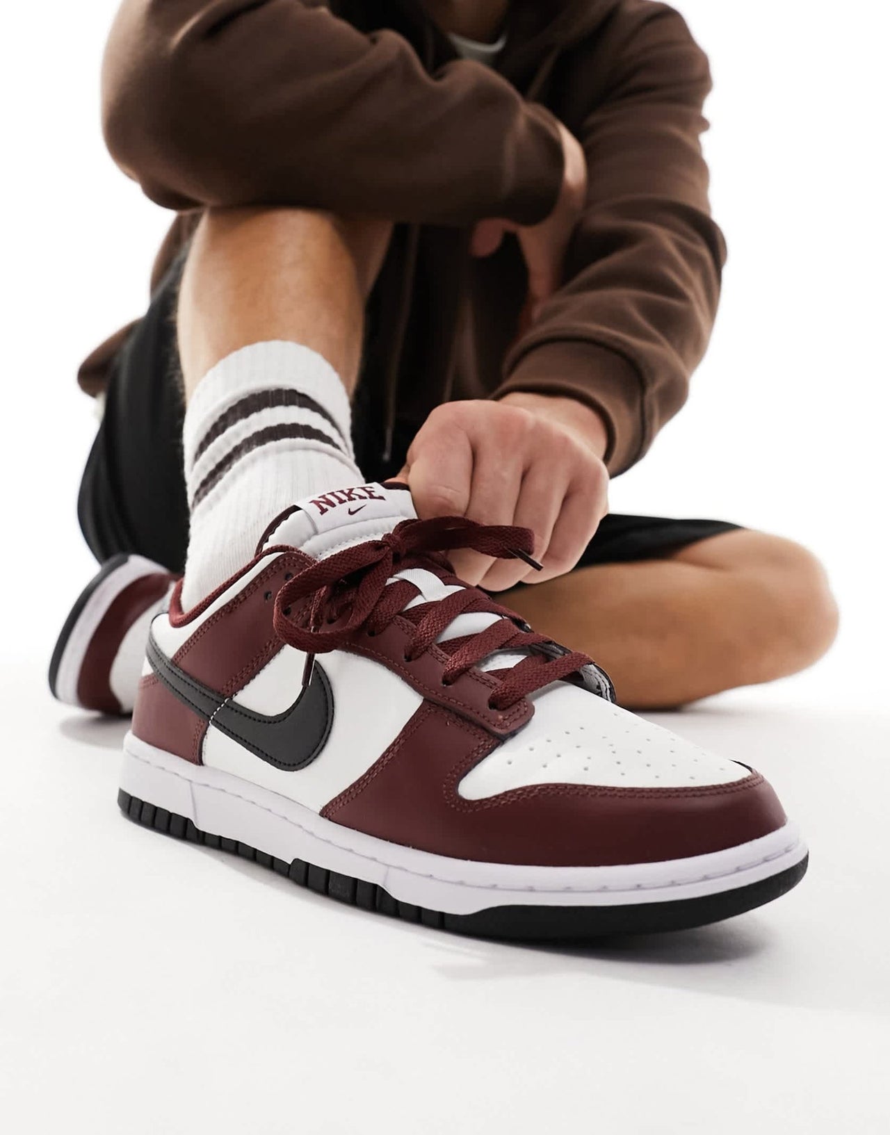 Nike Dunk Low CP2 men's trainers in dark red and white - ASOS Sample Sale EU Store