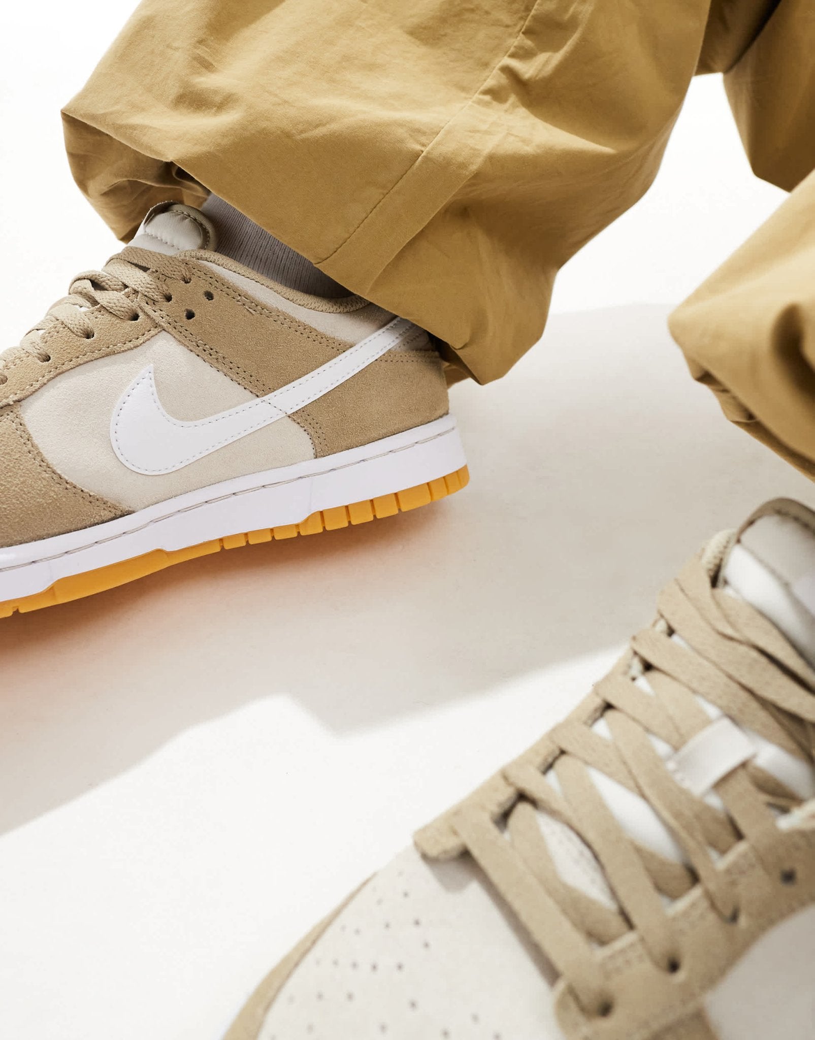 Nike Dunk low trainers in cream and orewood brown - ASOS Sample Sale EU Store