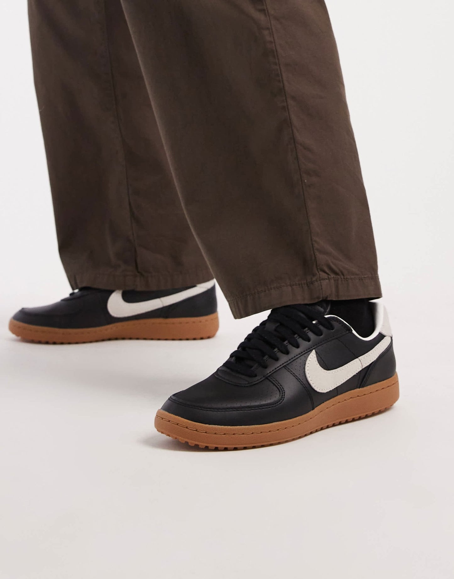 Nike Field General 82 SP trainers in black and sail - ASOS Sample Sale EU Store