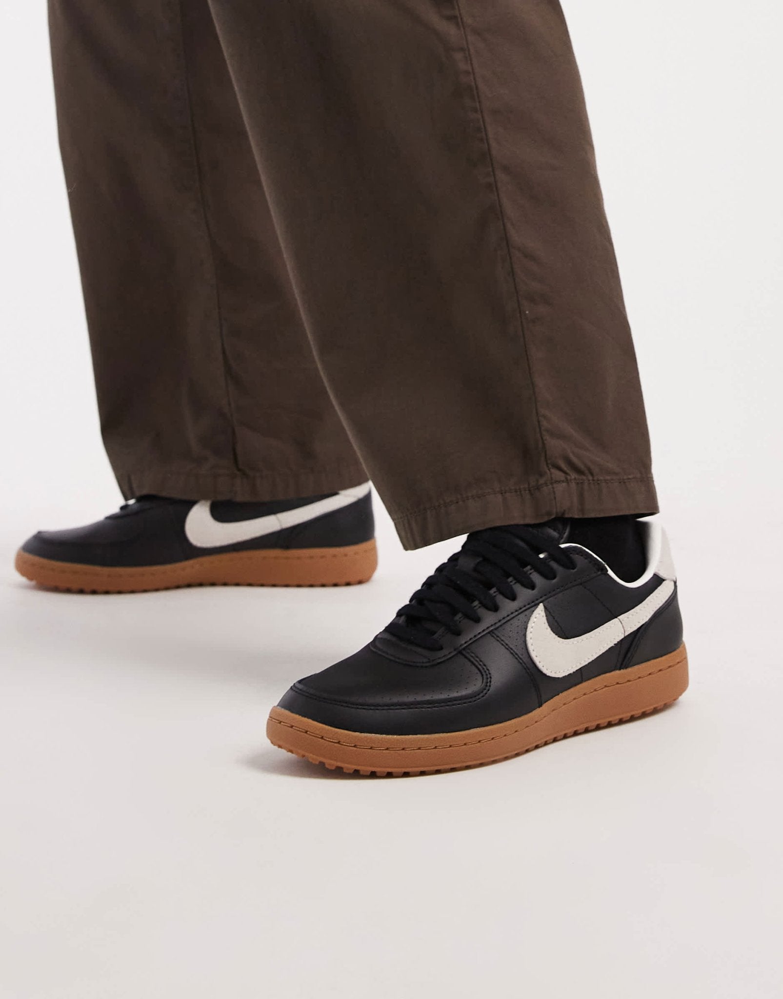 Nike Field General 82 SP trainers in black and sail - ASOS Sample Sale EU Store