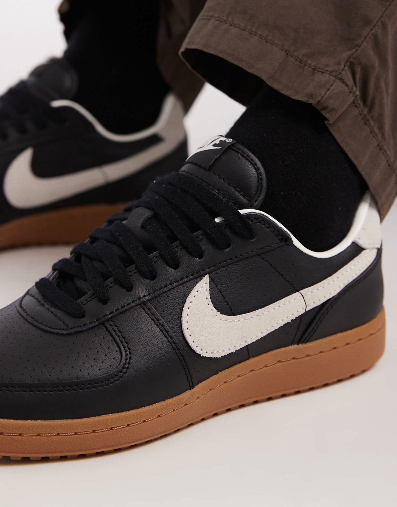 Nike Field General 82 SP trainers in black and sail - ASOS Sample Sale EU Store