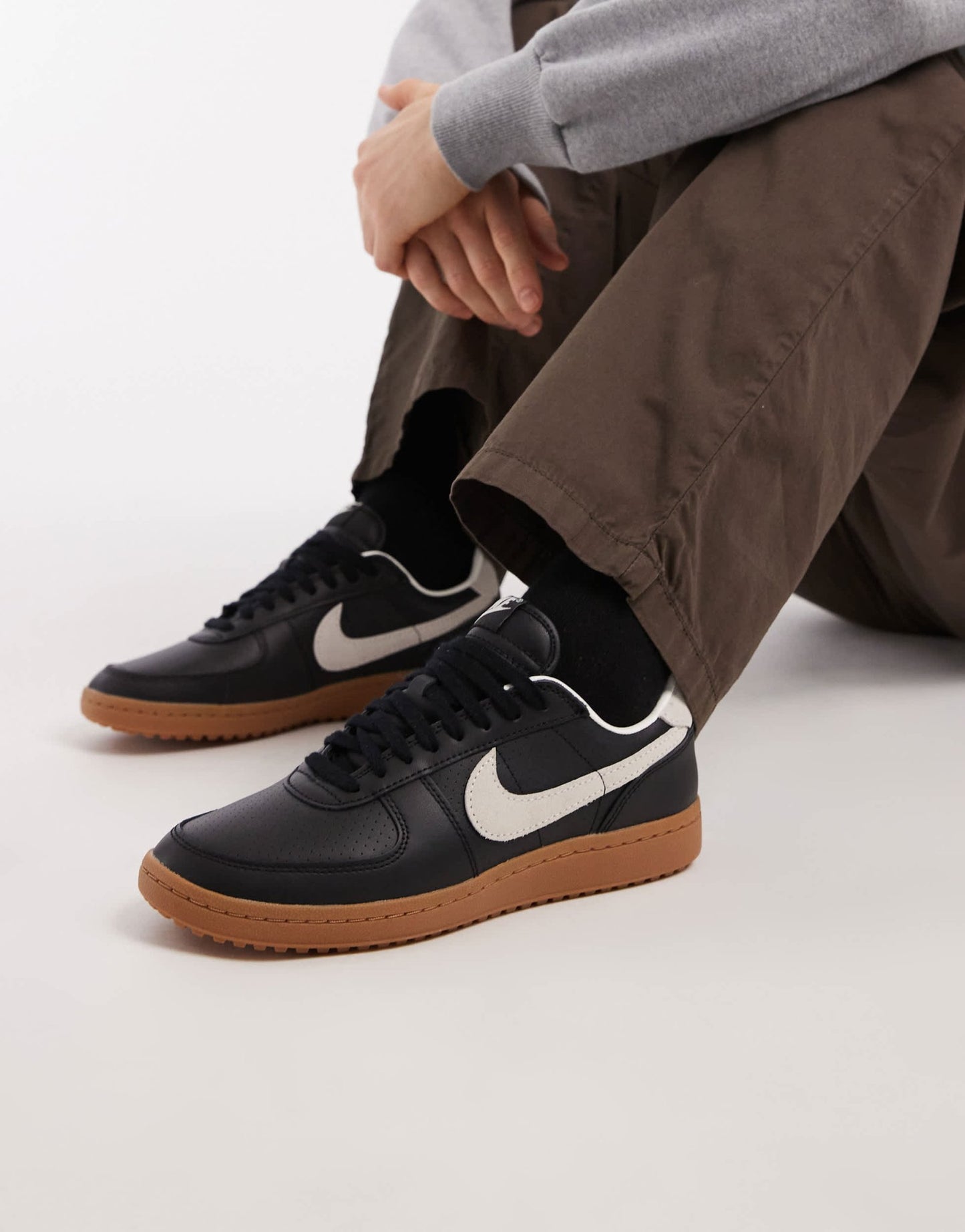 Nike Field General 82 SP trainers in black and sail - ASOS Sample Sale EU Store