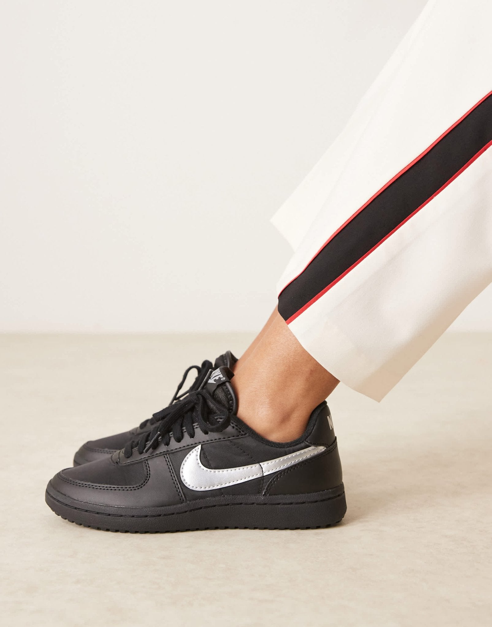 Nike Field General trainers in black and silver - ASOS Sample Sale EU Store