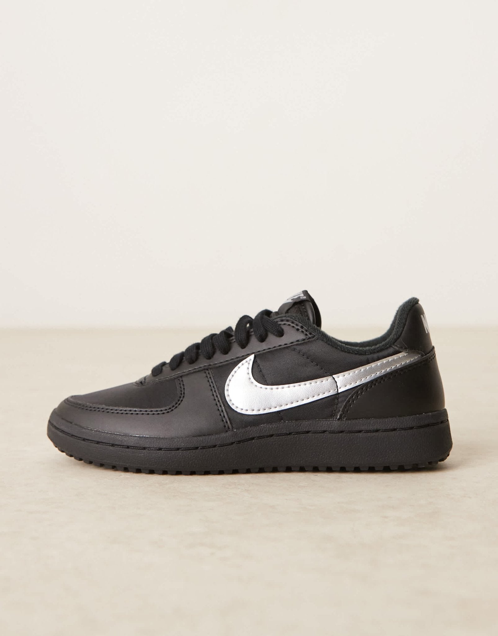 Nike Field General trainers in black and silver - ASOS Sample Sale EU Store