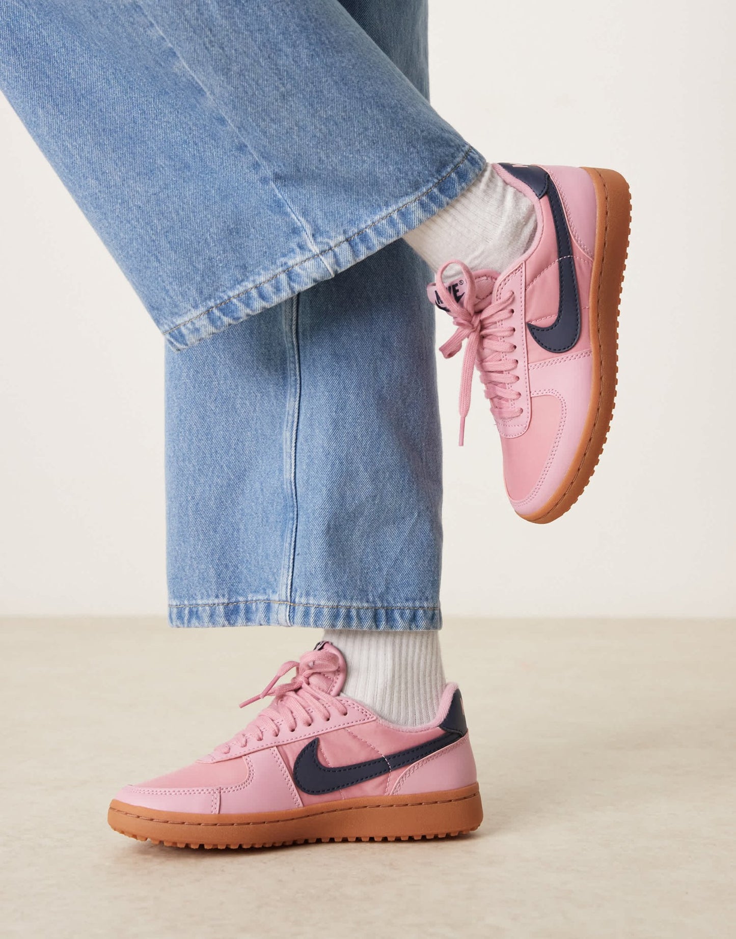 Nike Field General trainers in pink and navy - ASOS Sample Sale EU Store
