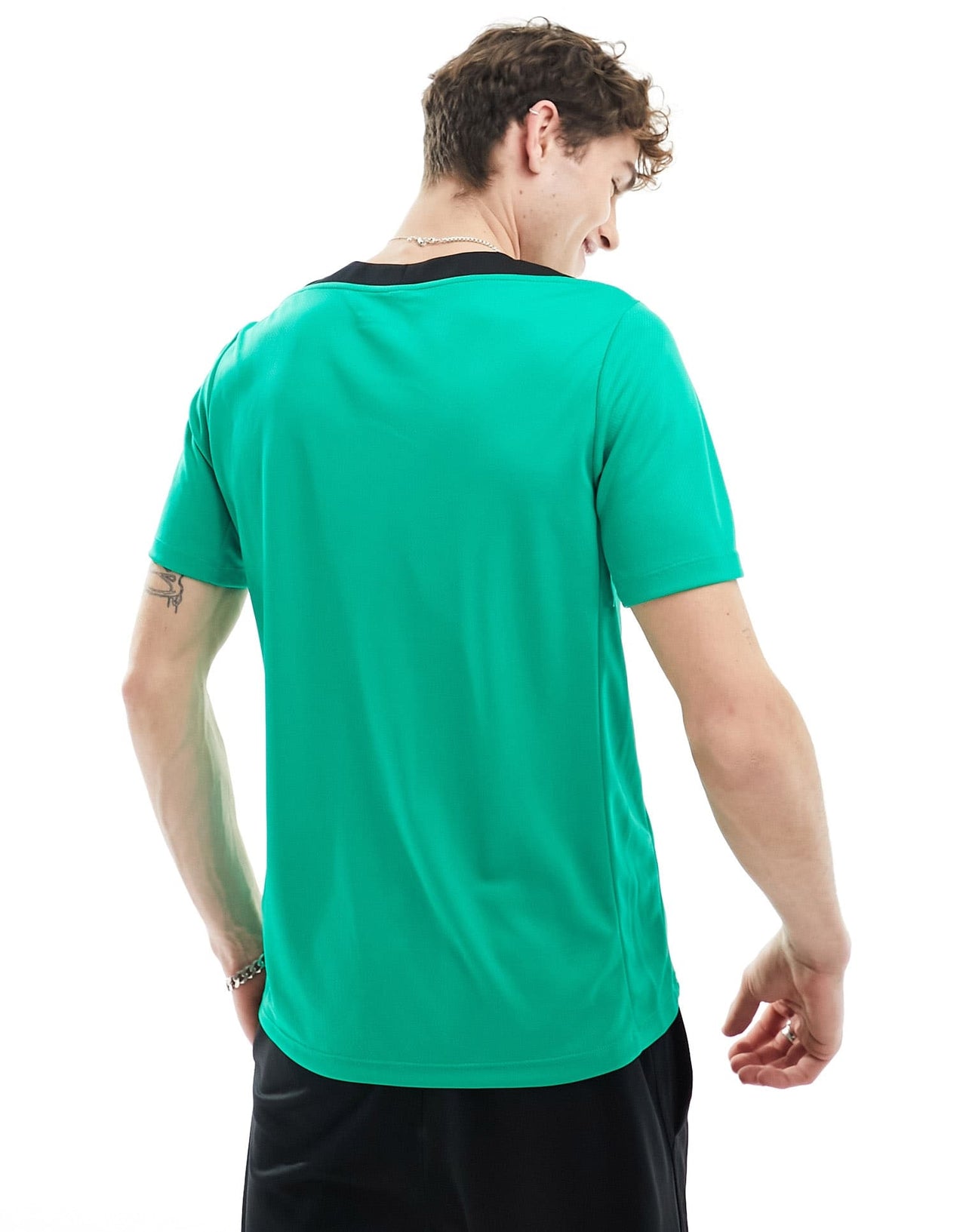 Nike Football Strike t-shirt in green - ASOS Sample Sale EU Store