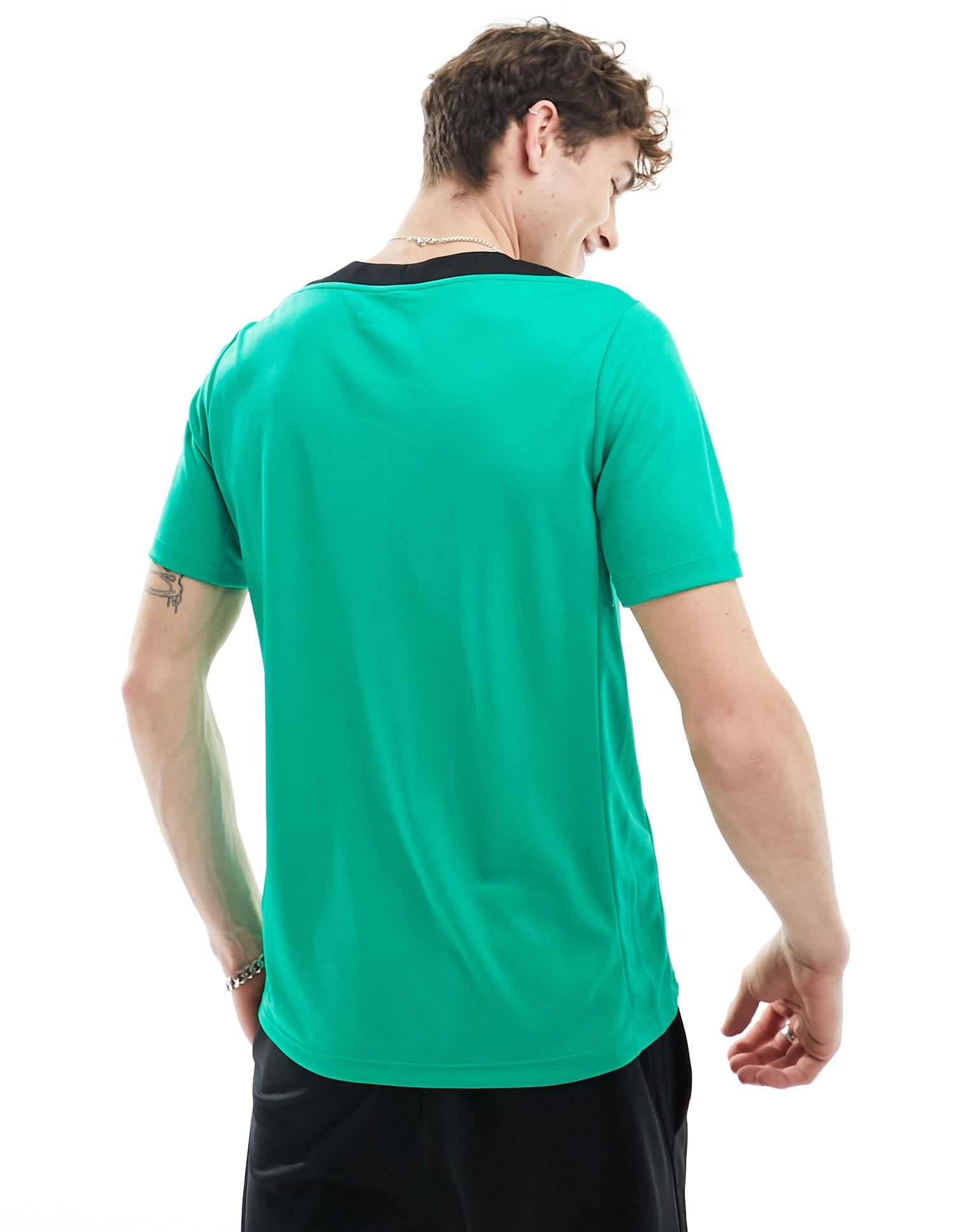 Nike Football Strike t-shirt in green - ASOS Sample Sale EU Store