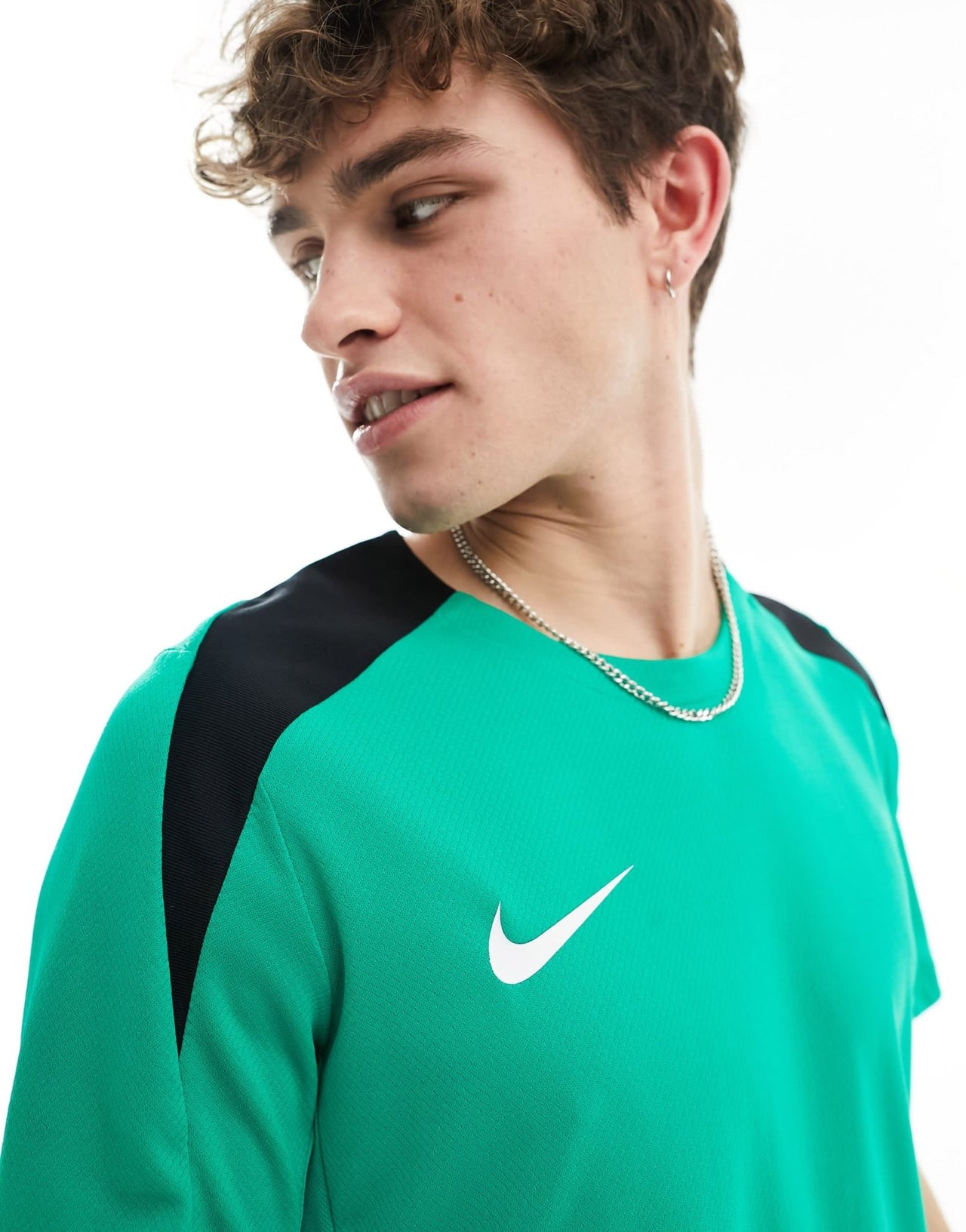 Nike Football Strike t-shirt in green - ASOS Sample Sale EU Store